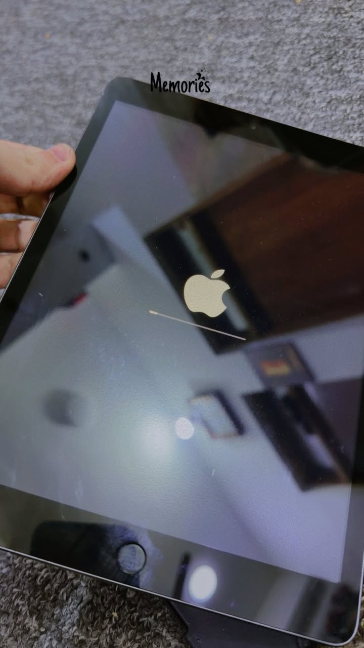 سلام عليكم ايباد 9 هوة وكارتون ذاكرة عمالقه 256 جهاز نضيف 100/100 للبيع او مراوس ***********
