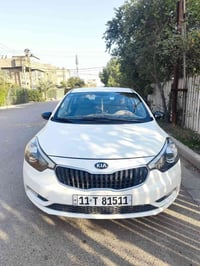 سيراتو خليجي 2016 مواصفات عاديه كامره وحساسات خلفيه ماشيه 130 بيهه قطع...