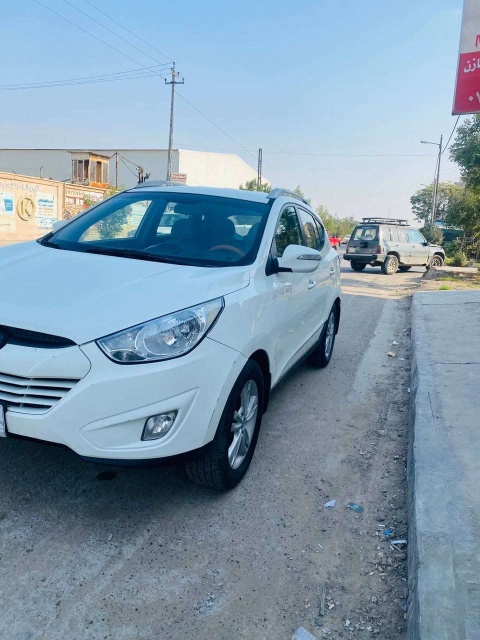 توسان ٢٠١٠ للبيع او مراوس حسب قناعه خليجي مكفوله رقم بغداد محرك ٢٤٠٠دوش فورويل شاشه كامره خلفيه تحكم ستيرن سياره بلاديه بيهه صبغ مسطره الجنطه السعر ١٢٩ مكاني بغداد للاستفسار ***********
