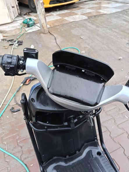 ماطور شحن مستخدم 3شهور
6بطاريات
سرعه 85
موديل 2025
بلوثوت 
تشغيل كارت
شاحنه ابو عداد
شاشه ايباد
اشارات شغال
سعره 550
عنوان كركوك حي عسكري 
***********
