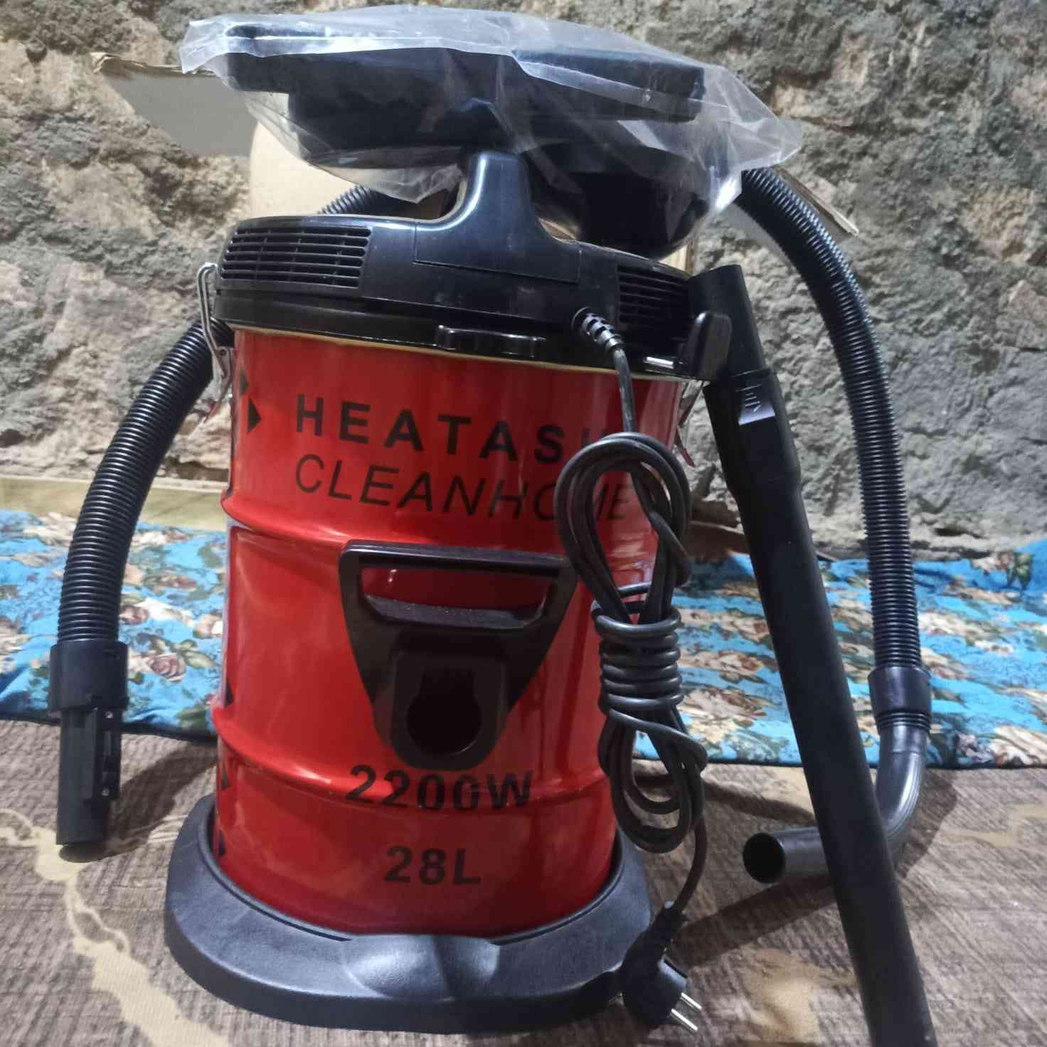 مكنسه كهربائيه للبيع جديده السعر 60الاتصال عل رقم ***********
