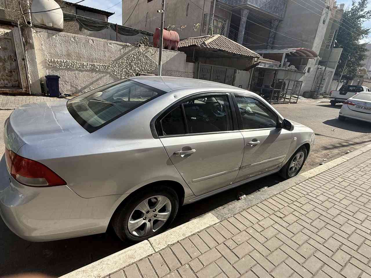 كيه اوبتيما خليجي موديل 2009 بصره رقم ألماني مميز سنويه انتهت شهر 11 /2025 تحويل مباشر گير مكينه حداديه  طخم تاير كله مكفول استخدام شخصي سياره مامتعوبه مكفوله من الضربه والصبغ والتبديل يوجد صبغ بداير الخلفي الايمن كد شبر تبريد تدفئه كلهه شغاله ع وضع الشركه السعر 118بي مجال العنوان بصره حي الخليج العربي رقم ***********رجاً مارد ع اي تعليق اتصل واتساب
