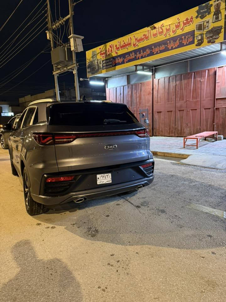 السلام عليكم 
اللبيع جاك G6
اليكم التفاصيل الآتية:

🚘 خليجي 
🚘 الموديل 2024
🚘 سعة المحرك 1,5L 
🚘 مرتبط بناقل حركة أوتوماتيكي 
🚘 
🚘 حساسات أمامية 
🚘 حساسات خلفية
🚘 لايت زينون + LED
🚘 كشافات 
🚘 بك لايت LED 
🚘 حجم الاطار 235/60R18 
🚘 ويل كب 18‼️
🚘 فتح الصندوق كهرباء 
🚘 بانوراما ‼️
🚘 اريل نفكيتر 
🚘 هاند بريك بصمة 
🚘 مفتاح التشغيل بصمة 
🚘 دشبول شاشة 
🚘 شاشة 
🚘 كاميرا دوارة
🚘 4 كاميرات °360
🚘 المقاعد جلد  
🚘 حركة مقعد السائق كهرباء 
🚘 المودات والأوامر الصوتية
🚘 مثبت السرعة Cruise 
🚘 أوضاع القيادة  Drive Mode
🚘 فحص أنظمة السيارة 
🚘 مقود جلد حياكة رياضي 
🚘 حساسات ضغط اطارات
🚘 تبريد شاشة مناخين منفصلين 
🚘 قطعتين تبريد 
🚘 أوضاع القيادة DRIVE MODE 
🚘 ا ABS  
🚘 أوتو هولد 
🚘ا ISOFIX  ايزو فكس
🚘 نظام مانع الانزلاق
🚘 تتسع المقصورة الداخلية ل 5 راكب 
🚘 اشارة في المرايا الجانبية قابلة للطي 
🚘 مخرج منفذ الطاقة ⚡
🚘 شاحن هاتف Wireless 
🚘 ا  Bluetooth / USB 133

تصال ***********
