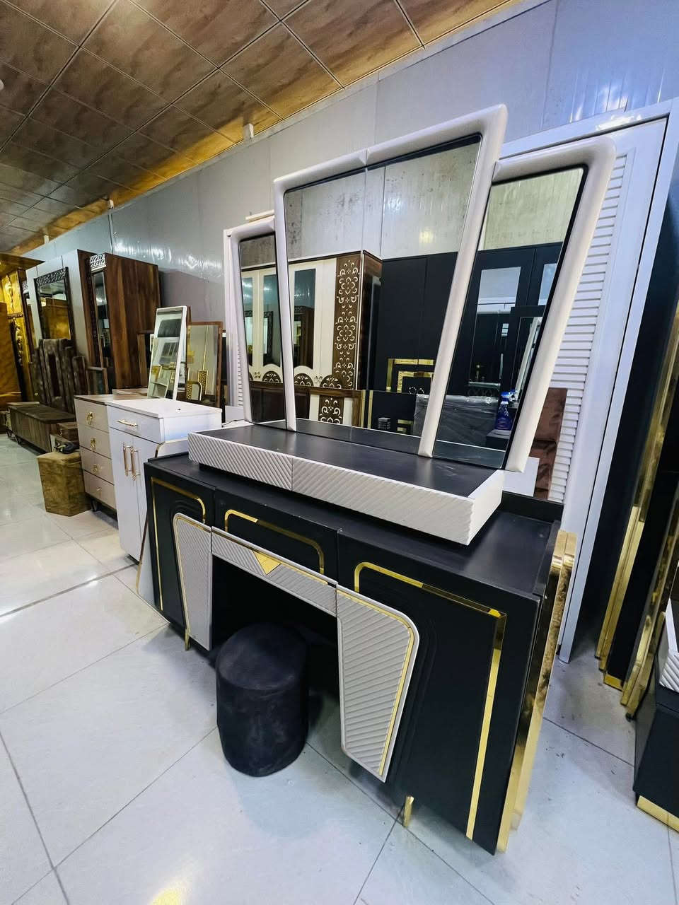 للبيع السعر مليون و100 ثابت مع شد ونقل مجاني داخل بغداد
#اكسبلور
#غرف
#اثاث
#لايك


**إذا كنت صاحب هذا الإعلان وتريد حذفه لأي سبب، رجاءا أرسل رسالة إلى الدعم الفني**