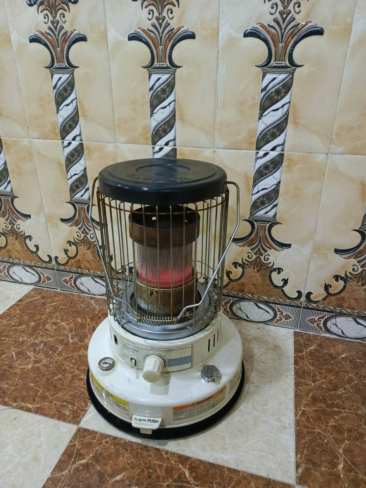 صوبه KEROA كرونه باب اول حجم كبير كلش نضيفه صوبه تسوي القرفه حمام شرط الشقل تجي تفحصها ماتسوي غاز السعر 65 الف شراي خابر *********** كركوك, العراق
