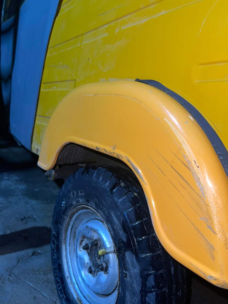 سلام عليكم تكتك 2019 رقم وسنويه ثاني يوم احولك رقم انكليزي تكتك شاهد الله خير من الله تاخذها كبل تطلع للشارع مكينتها ناعمه وتخبل اكفلك المكينه لا تنقص ولا تبخر وكذالك الاكسنت تكتك نصبتها حلوه وكلشي بيها جديد اني مبدله بيدي رايدها 5400 وبيها مجال حك الجيه بكاني بلدوره قرب شارع 60 ب ال120 رقمي***********
