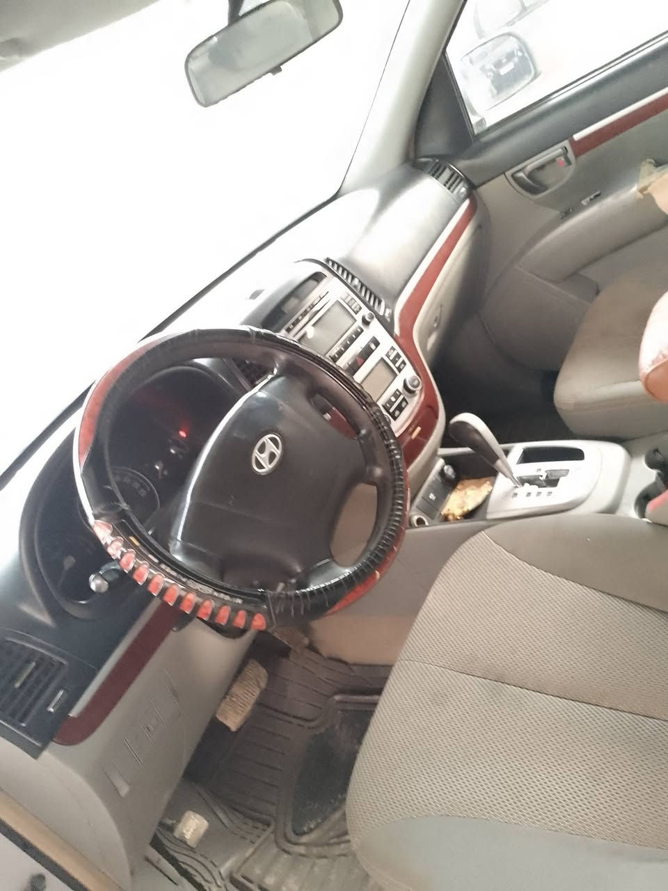 بيع او مراوس
سنتافي موديل 2007 مكينه 6 سلندر 2700 صبغ حزام جماليه اني صبغتها ع ايدي شرط بدون دواخل مكفوله تكم ولغود وشواصي ضررها جاملغ خلفي من امريكا سياره احلا من لصور. فتحه 3 قطع تبريد تخم تأير. صدر جديد امامي خلفي مكينه خير من الله حلوه لا تنقيص ولا تبخير تبريد تدفه كهربائيات شغاله رقم اربيل. ثاني يوم تحويل صاحبها شرعي يمي جيراني السعر 105 وبيها مجال. مكاني ديالى . الخالص 
***********
