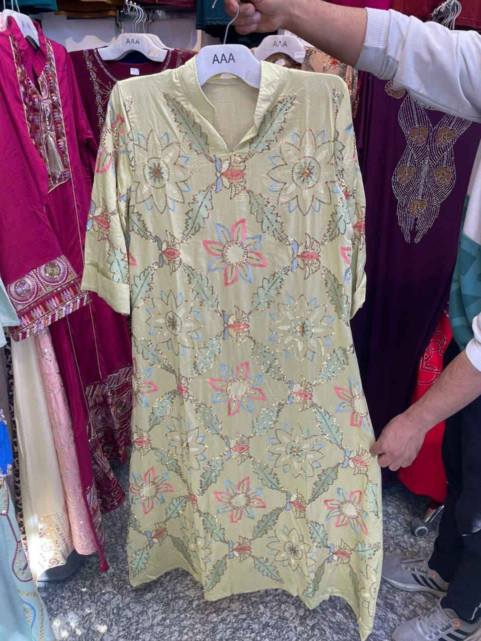 دراعات كويتي خامه لنن درجه اولى 
شغل بلك وتطريز 

قياسات 
L XL XXL


**إذا كنت صاحب هذا الإعلان وتريد حذفه لأي سبب، رجاءا أرسل رسالة إلى الدعم الفني**