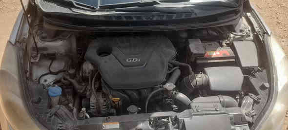 تحية طيبة
النترا موديل ٢٠١٢ سنوية بأسمي شرط التحويل بيها طخات وشخوط وقطع صبغ وجراد بسيط بحواف القمارة ( سونار حاليا ما عندي ) محرك ١٦٠٠ gdi ماشية ١٧٨ الف كيلو مو ميل قابل للزيادة 

شادلها شاشة وكاميرا خلفية 

السعر ٨٨ ورقة بيها مجال قليل جدا جدا العنوان بغداد الكرخ الدورة هاتف بيه واتس اب ***********
