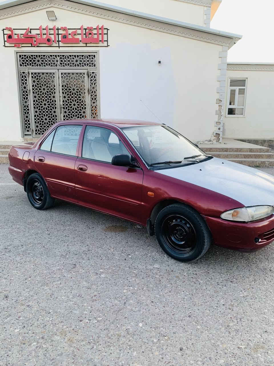 السلام عليكم للبيع
ابراتون موديل 2002 رقم صلاح الدين صدامي مطلوبه مال نواب ضباط  اوراق كامله  بيها.وسنويه ابيع هالموجود وصاحب السنويه بسامرا 

كير عادي 
كير محرك شرط كصه 
صدر امامي خلفي جديد 🆕 100%100
تايرات 60% 
تدفىه 🔥 
تبريد شغال بس يعوزه قايش 
جام كله شغال 
كهربائيات من الدعاميه للدعاميه 
كيج حماوه شغال 
كيج بانزين شغال
كيج السرعه شغال 
سنتر. لوك شغال 
مسجل شاشه 4️⃣ سماعات 🔊 
ماسحات زراكات مال مي شغاله
كلها شغاله السياره جاهزه لااخير 
بدون مصرف 🏦 
مصبوغه جماليه 
وبالبانزين انساها 
اترايك وين مايعجبك
 شرط لاصوت ولادركعه
سياره ناعمه ماشالله 

مكان السياره
 صلاح الدين 
الضلوعيه 

السعر 20 وبيها مجال حك الجيه 

الاتصال ***********
