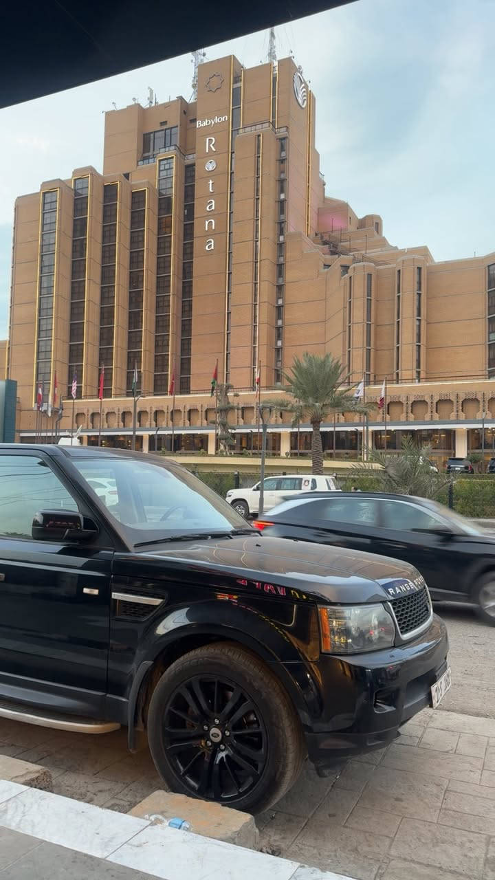 للبيع او مراوس حسب القناعه شرط هايبرد او صيني عالي
رانج روفر سبورت HSE 2011 luxury فول
خليجي وكالة سردار
محرك 8 سلندر بدون سوبر المرغوب  عليها ادامة كاملة

رقم بغداد الجديد مميز وسنويه جديده

ماشيه ١٤٦ الف كيلو متر

المواصفات

-تبريد وتدفئة شغالات فول

-تخم تاير جديد قبل شهرين شديتهن

- بصمة ابواب ٥

- بصمة تشغيل

- فتحة سقف سلايد

- داخل لونين بيج +جوزي+ صاج

- ٣ شاشات

كامره خلفيه

- كشنات جلد +تدفئة امامي وخلفي +كهرباء

-جكات شغاله كاملة جوبلسات

- حساسات اصطفاف امامي / خلفي

- كشنات ميموري خزن

- مري قلاب مع البك

صندوك شفط كهرباء

وينفصل قطعتين

- هاند بريك بصمة كهربائي

- منظومة زينون داينامك متحرك يعني البجم كله زينون اصلي

Harman kardon سستم صوت -

- ثلاجة بلجكمجه شغالة

تبريد قطعتين

- ستيرن كهرباء وتدفئة

تحكمات ستيرن كاملة

بيها صبغ فوك يده باب السايق 

مبيها نقص يحتاجلها بوليش فقط 

السياره جاهزه وحلوه شوفتها احلى بالواقع باسم الاهل وتحويل ثاني يوم 

السعر : ١٤٥٠٠$ وبيها مجال بسيط او مراوس بسيارة هايبرد حديث 

عنواني بغداد حي القادسية

رقم الاتصال : ***********
