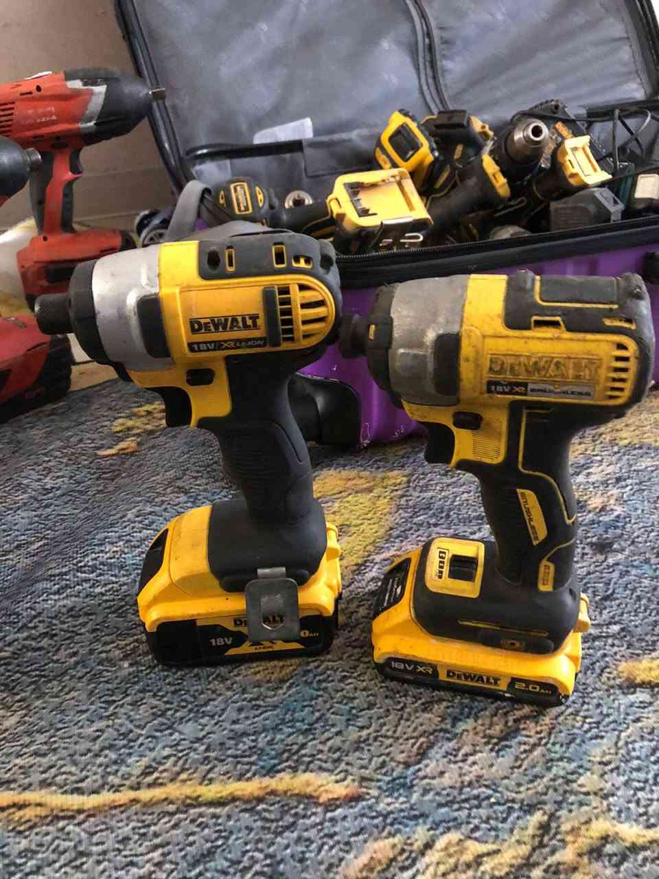 سلام عليكم تم وصول عدد يدويه باله اصلي  للتواصل ***********
