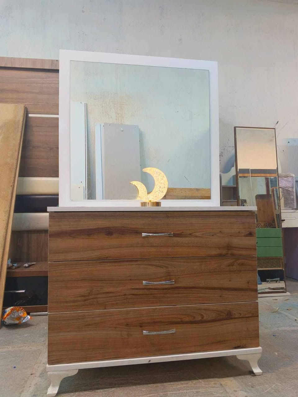 غرفة نوم  🇹🇷
 نضافة 90 ٪💯فول نضافه
عدد القطع / 5
نضام / سلايت💢
سعرها 375 قفل💸
شد ونقل داخل بغداد مجاني🚛
يوجود توصيل محافضات 🚛


**إذا كنت صاحب هذا الإعلان وتريد حذفه لأي سبب، رجاءا أرسل رسالة إلى الدعم الفني**