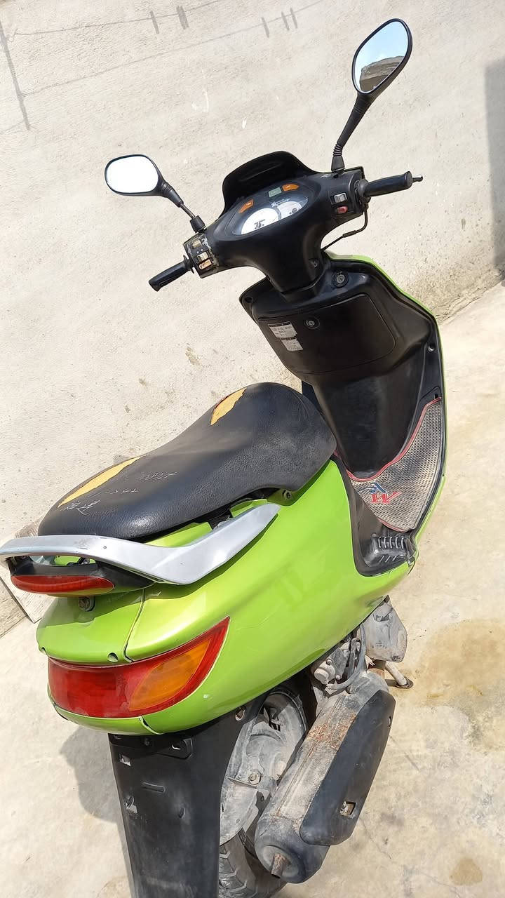 فراشة للبيع اتصال على الرقم ***********
