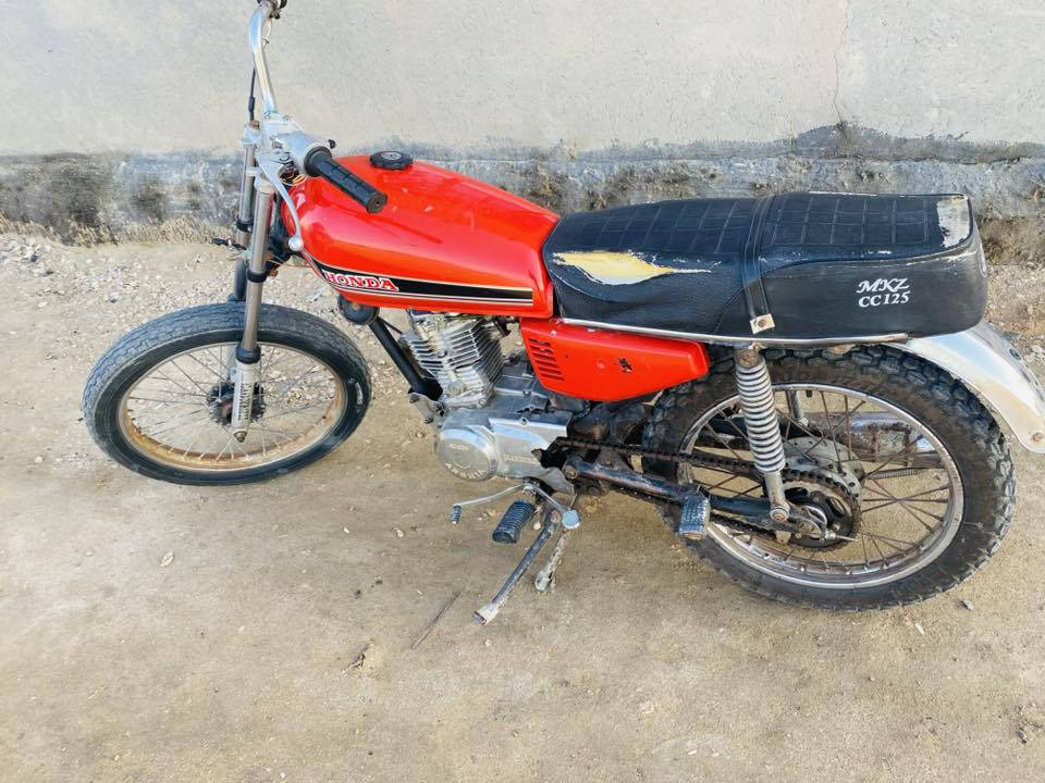 دراجه إيراني أربع كير دراجه نضيفه السعر ٢٥٠بيع مستعجل وترهم مراوس ***********
