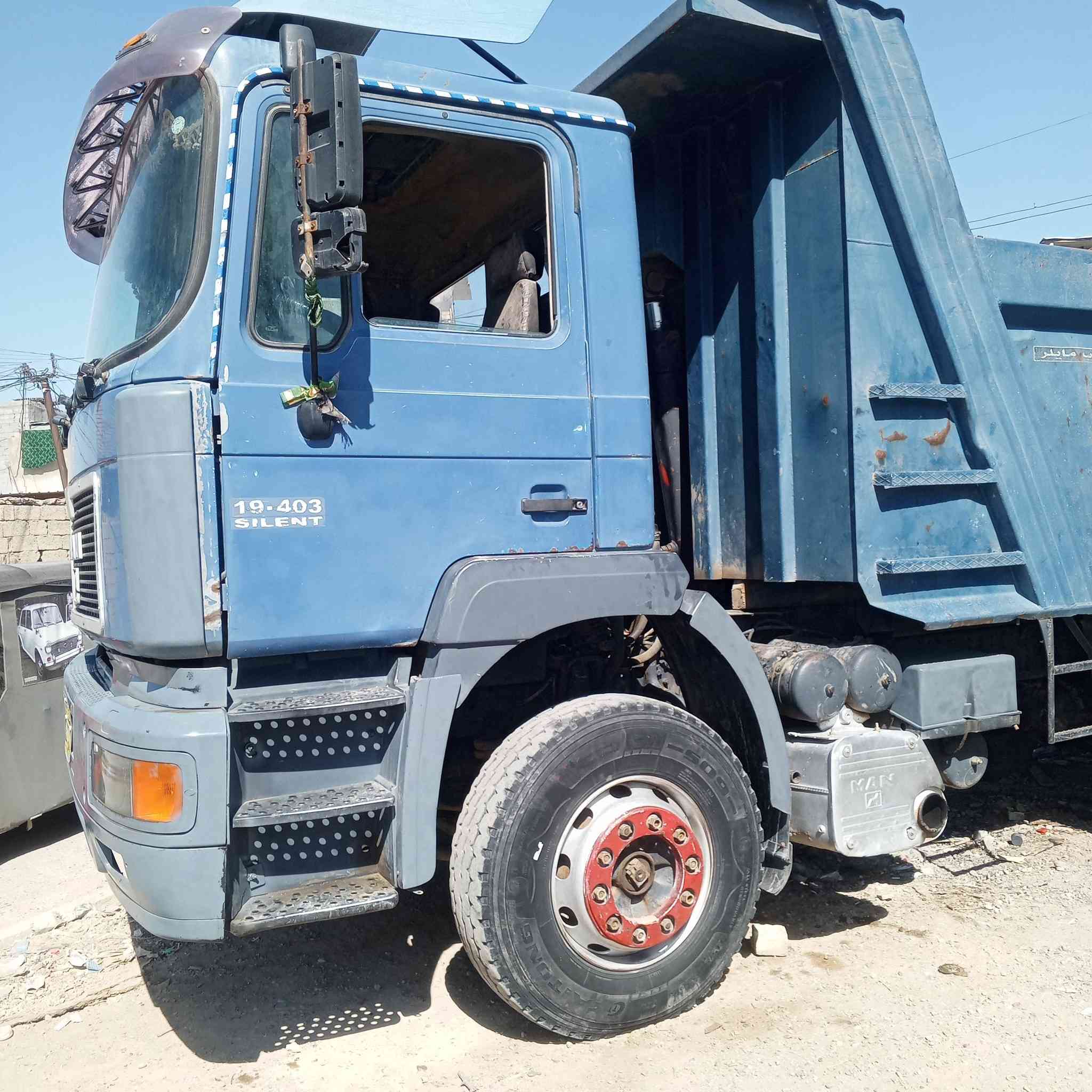 سلام عليكم مان صغر  البيع موديل 90 سنويه 27بغداد رقم *********** كورك ***********
