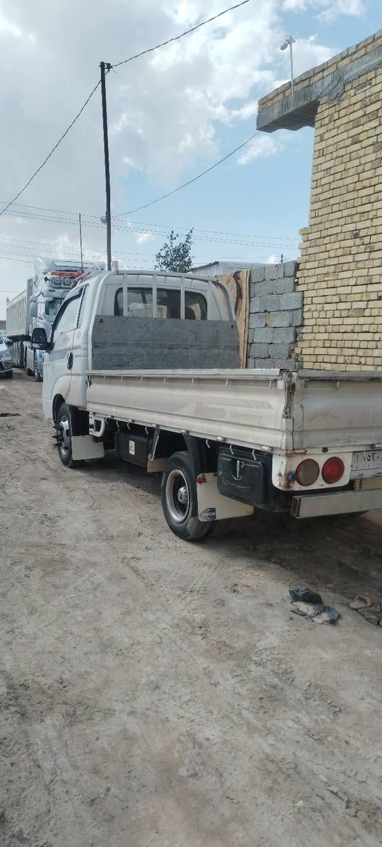 سلام وعليكم كيا فحل للبيع موديل 2016 كفالة الاستفسار
***********
