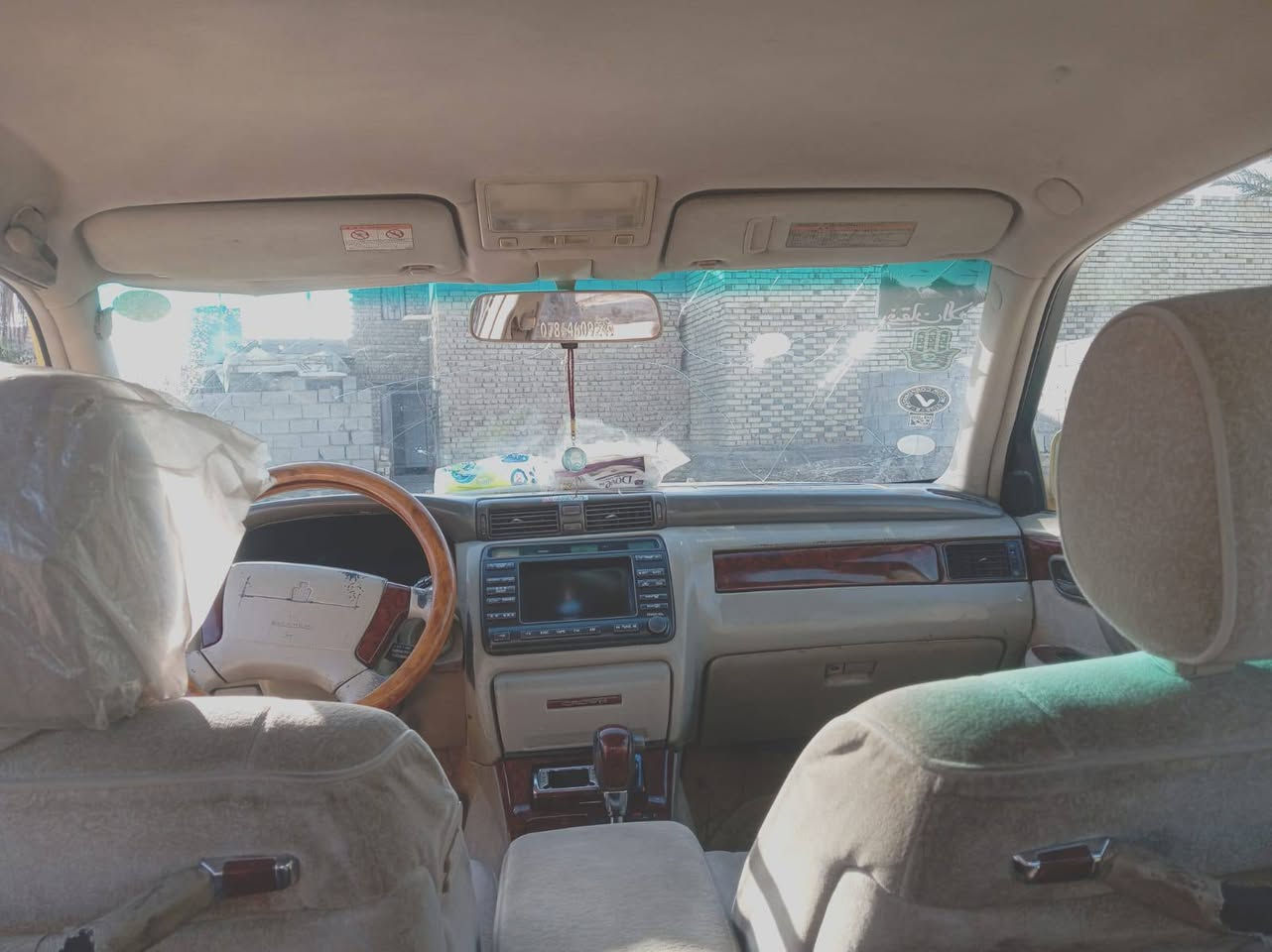 سلام عليكم للبيع ملكه كرستال 2003اصل معلايه 2007 رقم بغداد صدامي حداديه كامله نقصه دبلات محرك يدخن ماعرف شبي كير مكفول سياره كصه قماره اربع دكم فول عدا الفتحه مواصفات الملكه معروفه تبريده شغال لاكن الشاشه محتركه مايبرد اله تتحكم بي من الشاشه ويل حصيره جديد مع تخم تاير جديد باتري جديد لايت منضومه شرط نهار كهربائيات كله شغاله تحويره نجف فوك وجوه دشبول عارف ملاحضه ...!السياره مامدفوع كمرك ولا ضريبه  اوكفلك فقط بل وكاله سياره اصوليه قرار 48 سعره 45قفل قفل رجائا الي ماعاجبه السعر او المنشور يعبر بدون تعليق سلبي ***********
