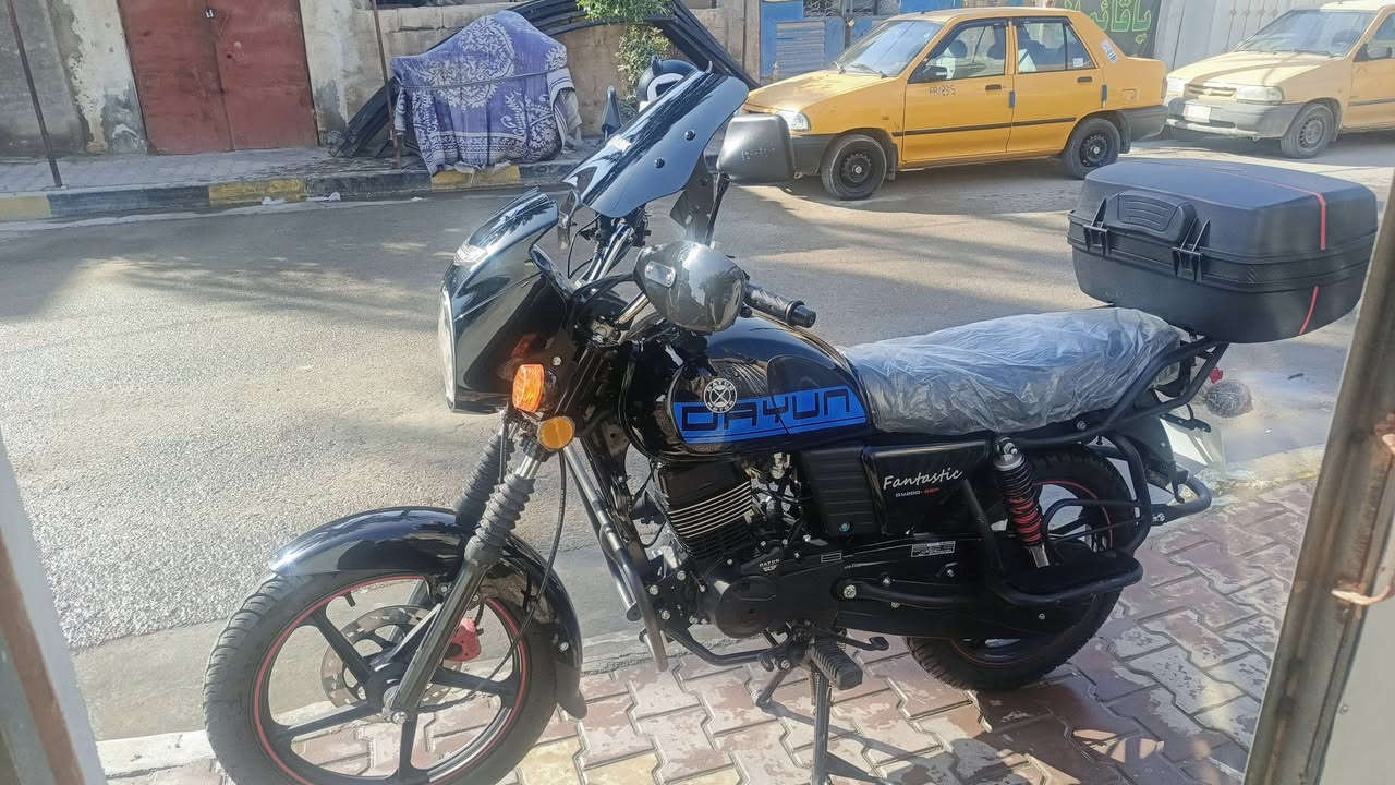 للبيع دايوان شكل جديد موديل 26بعدهي على سحك اورق سكنر مكان بغداد الحسينية رقم الهاتف ***********
