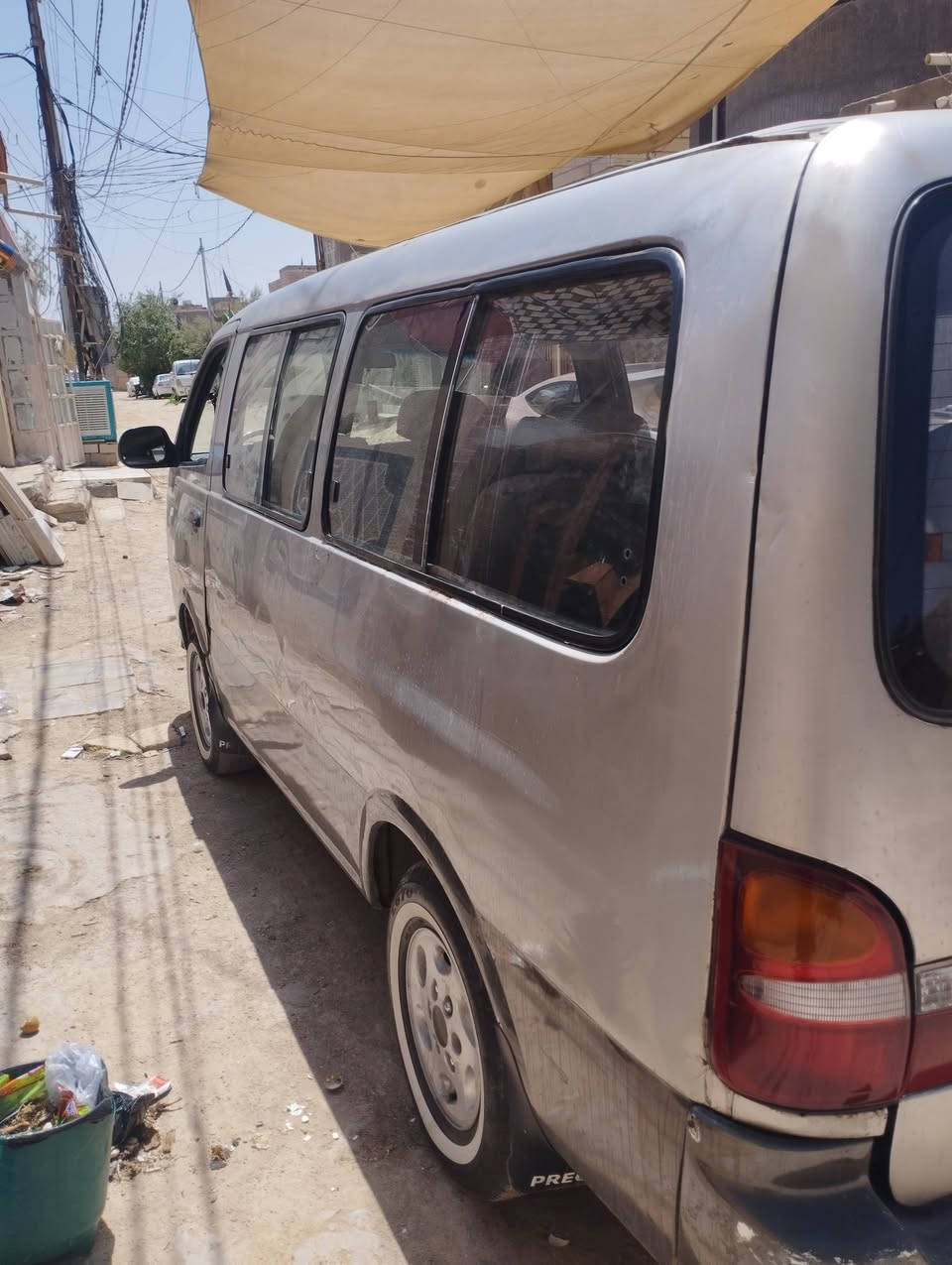 سلامو عليكم كيا ابريجو للبيع موديل ثمانيه وتسعين مصفره هيءه ومرور السياره جاهزه بلاديه قطرات صبغ ماكو قطرات معجون ماكو السياره تخبل وكله جيدي كير محرك كسن كله جديد المكان نجف الاستفسار اكثر شي عل*********** ومداور ثاني يوم السعر60بيهه مجال قليل
