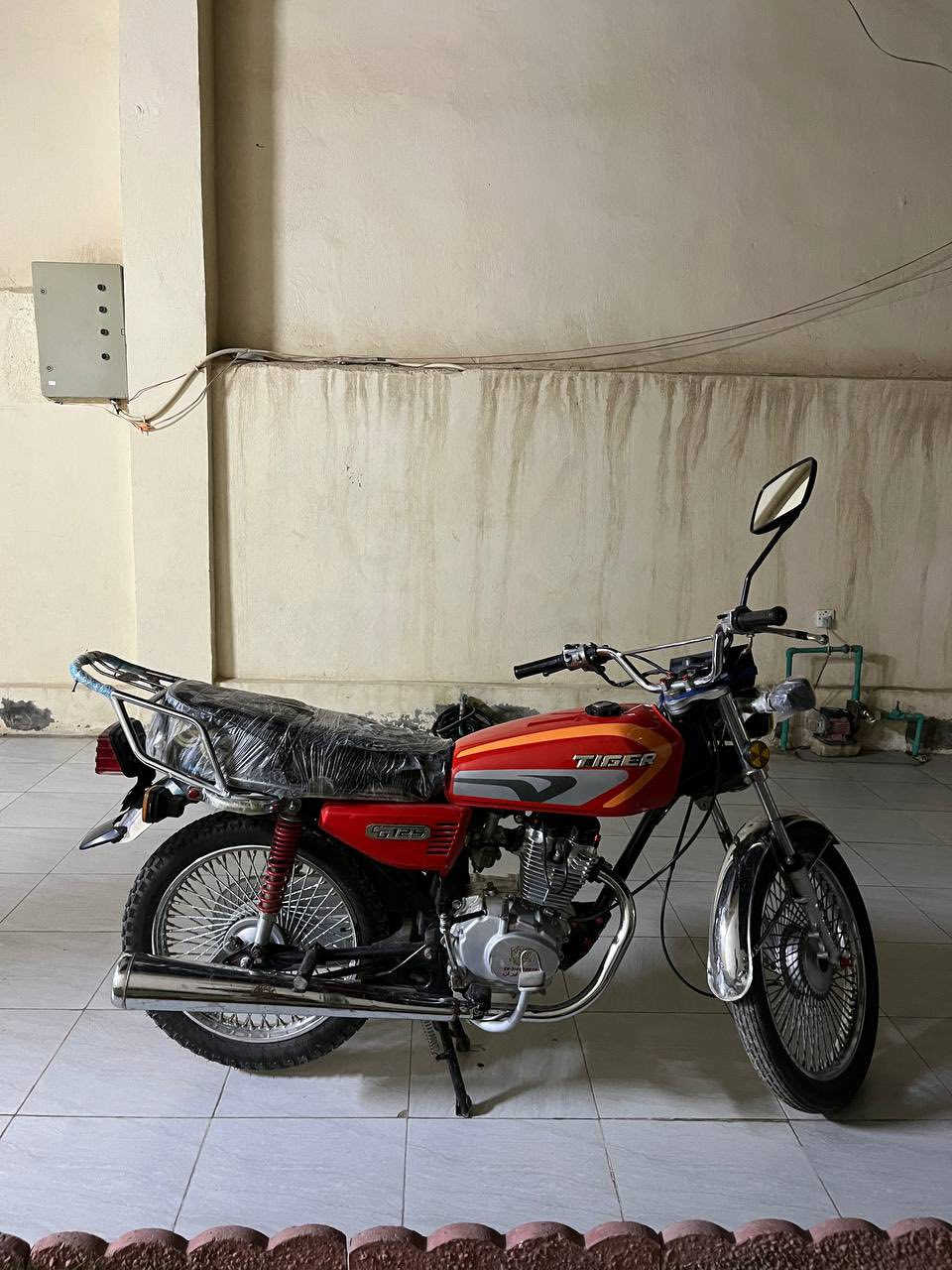 ايراني تايكر موديل 2023 للبيع بلمحموديه سعره٥٠٠ وبيهة مجال ***********
