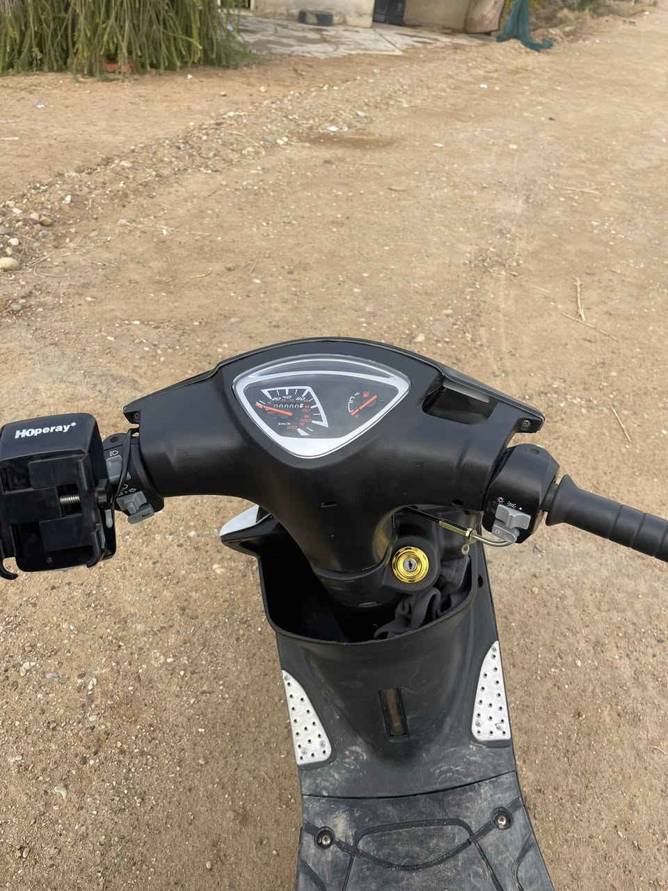 سلام عليكم دراجه ماكس ياباني مكفوله كفاله عامه محرك جديد بوشه 49 المكان صلاح الدين قضاء بلد قريب تقاطع بني سعد السعر 450 وبي مجال بيعه مستعجله 
الرقم
***********
