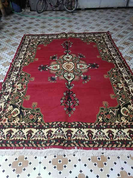 السلام عليكم زوالي للبيع نظيفات قياس الوحده 3.5 × 2 نص سعر الوحده 25 وبالمجال مكاني بهرز الاستفسار على هذا الرقم ***********مكاني
