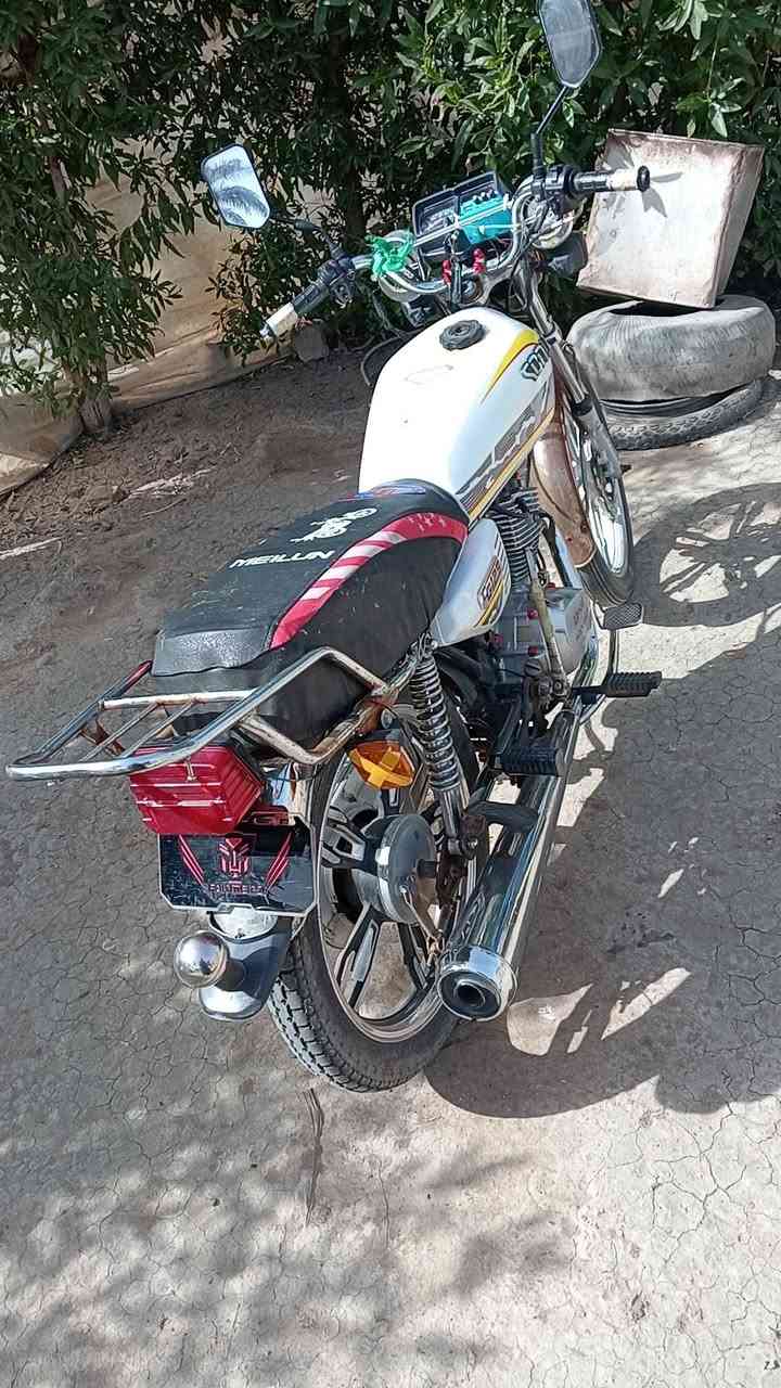 البيع سيفان موديل 21 اوراق اصولي مكاني النيل ***********
