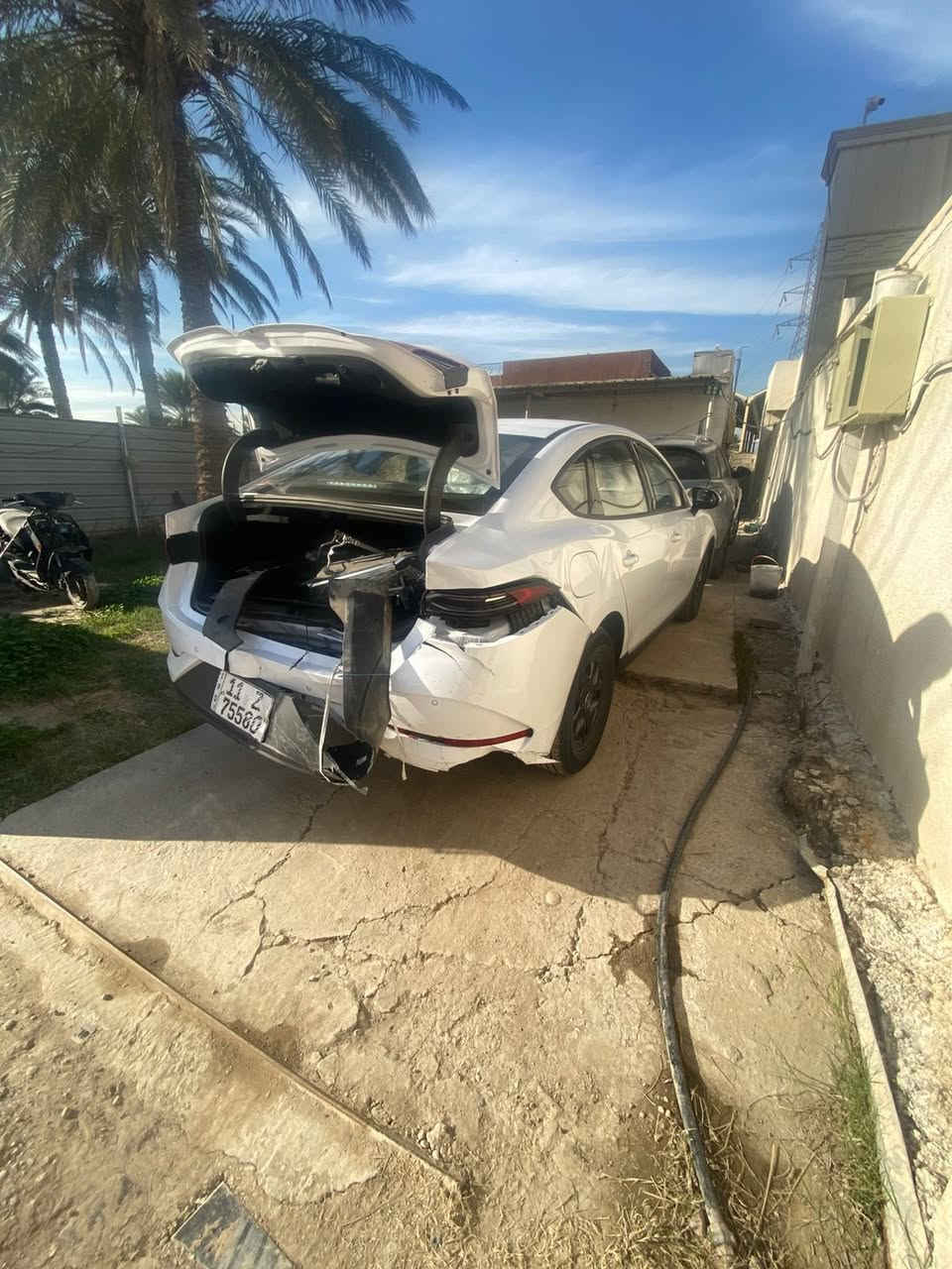 السلام عليكم BYD 2025 رقم بغداد بعدهة زيرو
عله حادثهة السعر 95 العنوان بغداد الدوره 

‭0773 269 7220‬
