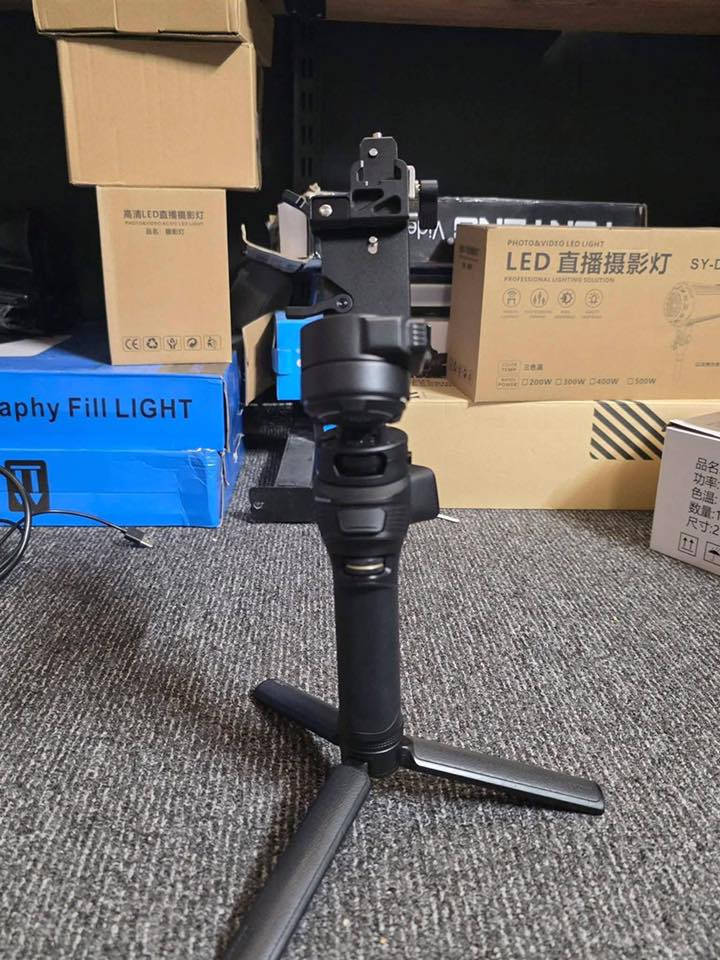 Zhiyun weebill 3
ويبل 3 يتحمل 3 كيلو
مستعمل نضیف جدا 
ويا قاعدة ریلس 
سعر نهايي 295 الف 

توصيل موجود الجميع مناطق العراق


**إذا كنت صاحب هذا الإعلان وتريد حذفه لأي سبب، رجاءا أرسل رسالة إلى الدعم الفني**