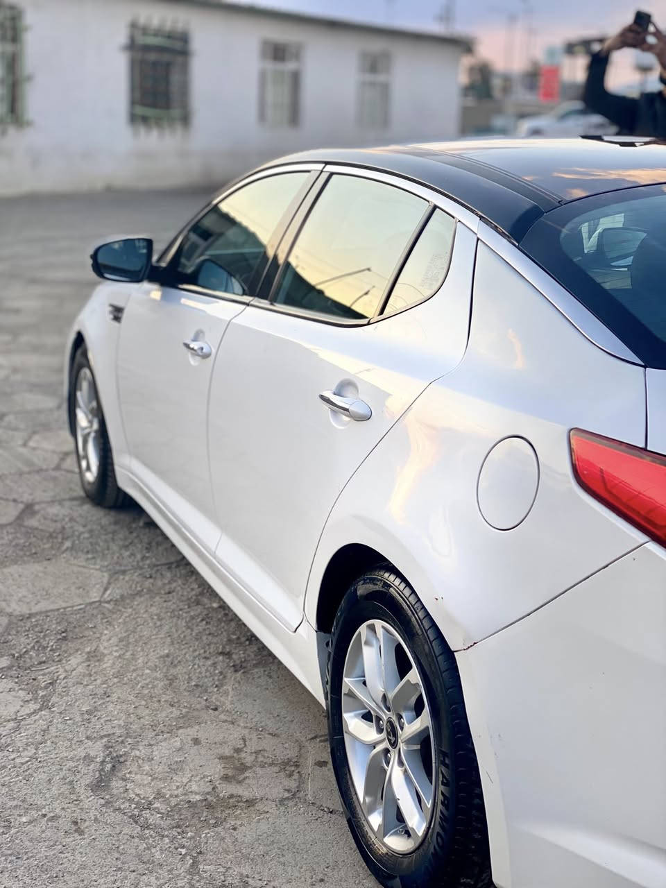 KIA Optima 2012📦📦
‎ئــۆپتیــما قەپات مـواسەفات 
‎٢٠١٢ بڕاوەی دوبەی تازە داخڵ بوو
‎پانۆڕاما جــڵد هیتەر  سڵاید  شاشەئایپات
190km 1هەزار مەسرەفی نیە  
‎ئیکۆیە بلوتوسە  ناوڕەش لایت عەدەسە لایت ڕەشە
‎ئاوێنە ئیشارەت بلاجکتۆر سوکان تەلەفون و ڤۆلیۆم
‎تایە و ویلی لۆکی ت
‎گێڕ و مەکینە و کارەبایی بەشەرت برێکی بەستراوە
‎تەبرید سارد و گەرم بەشەرت دەبڵ AC یە 
‎دەحم و لێدرانی نییە پشت و پێش کەپسە 
‎سەیارەکە هیچ مەسرەفێکی تێدا نەماوە کامل جایزە 
‎سعر 59گەڵا و مەجالێکی کەمە شوێن  سلێمانی
*********** witsapp Vibar
