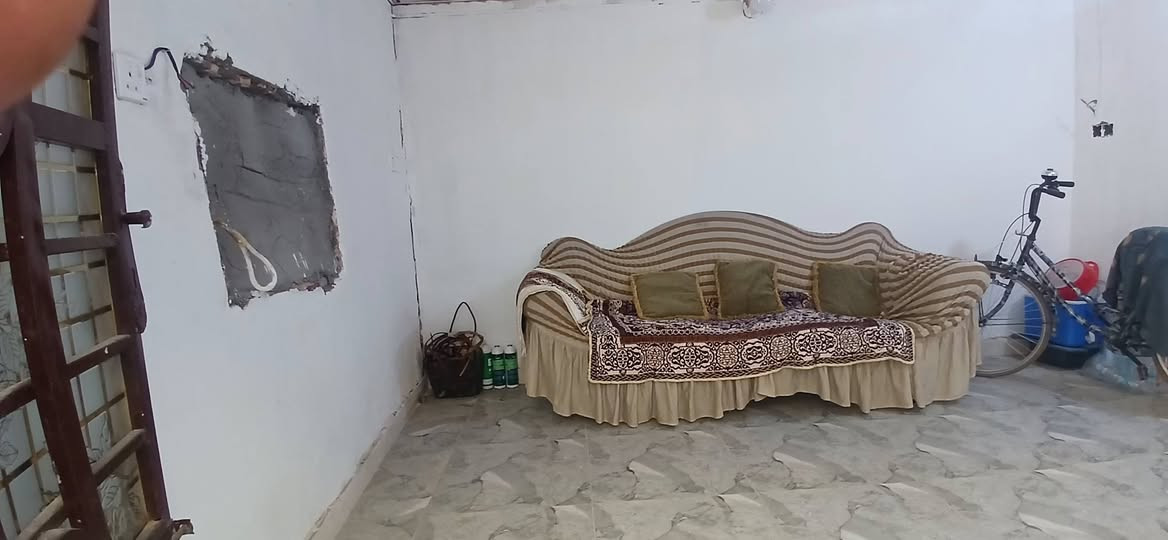 اللهم  صل علـّۓ   محمد  وال  محمد  
السَلٱمٌ عـَلـْيگمّ-ۈرحـْمّـٌة ٱللـّہ ﯙبُرگـّاتہ
يعلن   مكتب   الشريفي للعقار 
عن  وجود   بيت  للبيع   الموقع  حي  الجامعه   
المساحه  100 متر   
يتكون   م̷ـــِْن  غرفتين   نوم   وحده  جوه  والثانيه  فوك   
صاله  
مطبخ  
استقبال  
البيت   مرتب    
السعر   30  وقابل   للتفاوظ   
اي  استفسار  
***********
***********
***********
