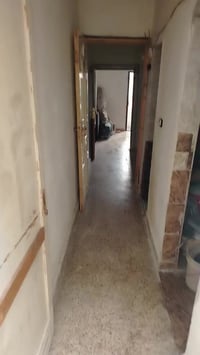 بيت للبيع • صلاح الدين شارع الحطبي • غرفة وصالون