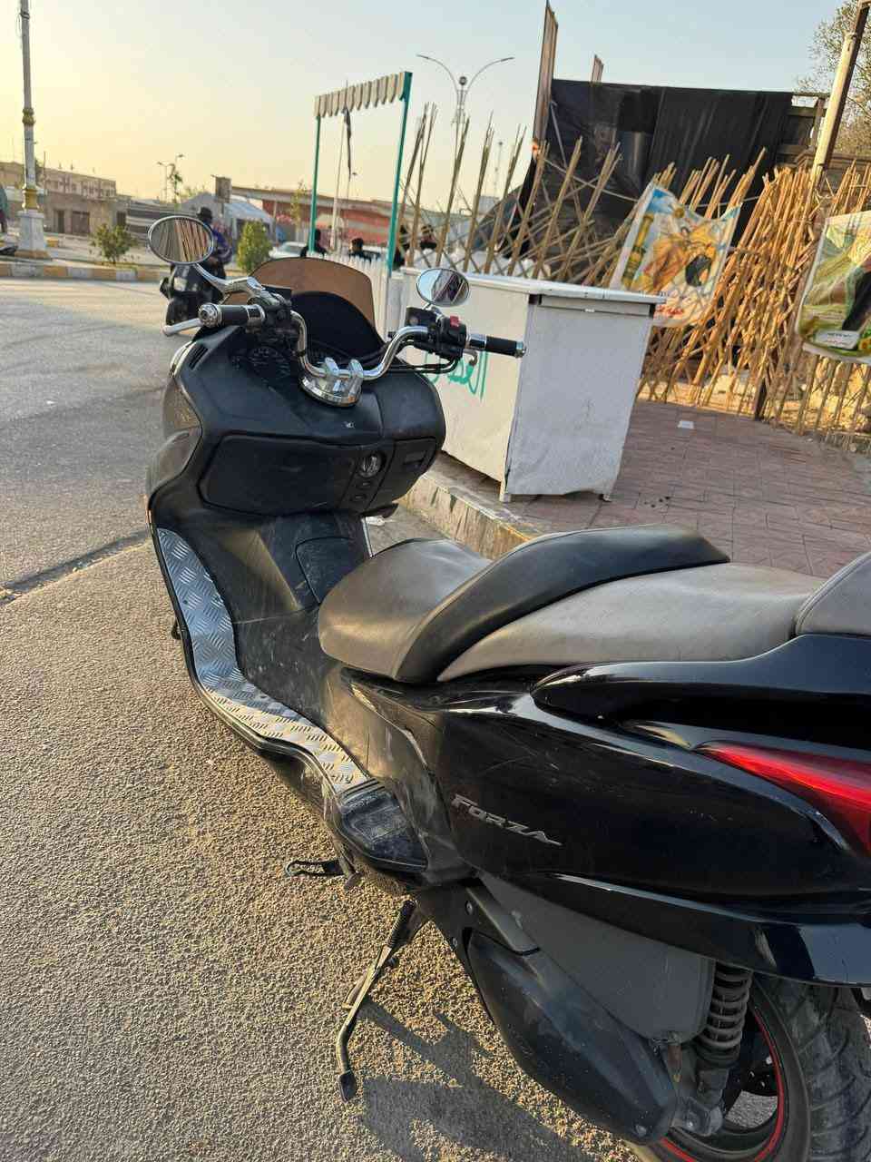 السلام عليكم دراجة للبيع نضافة 100%
مستخدمة شهر السعر مليون ومية وبيها مجال 
غير متواجد على الفيس
الاتصال برقم ‏‪***********
