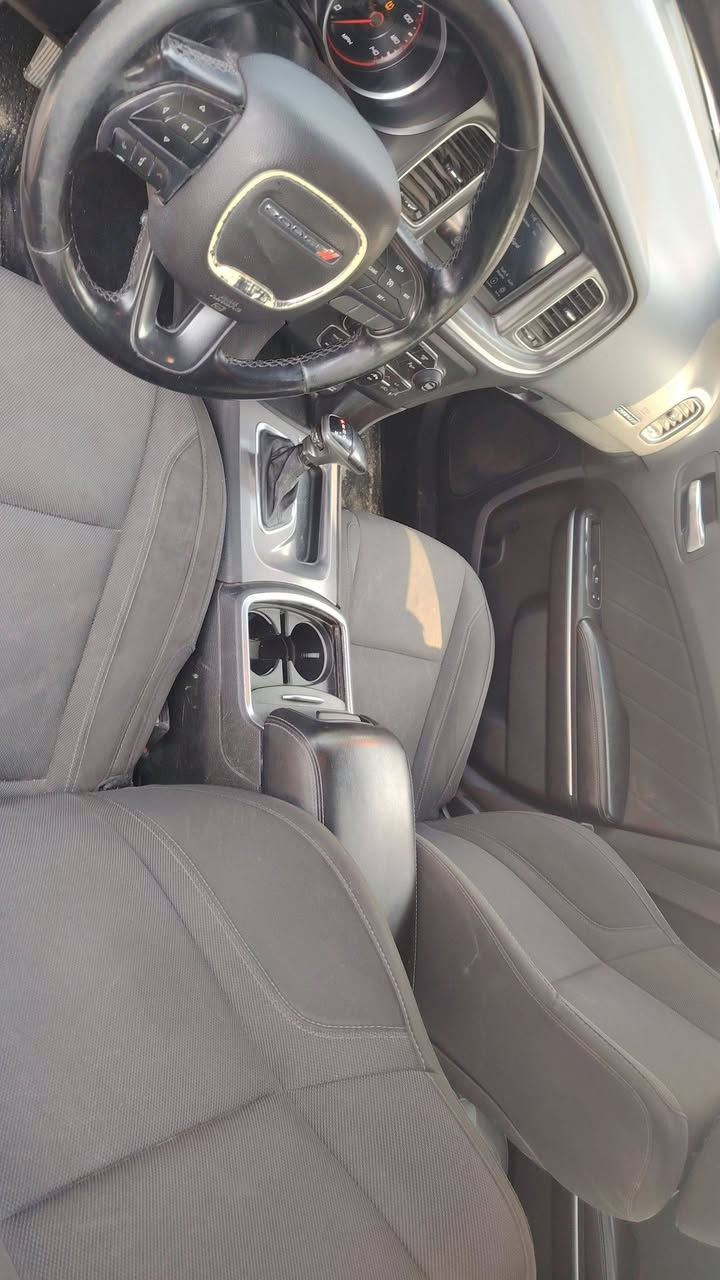 مكانها بابل موديل ٢٠١٩ حادثها جاملغ وبنيد فقط
السياره جاهزه من كلشي تحويل مباشر للاستفسار الاتصال على الرقم ***********
