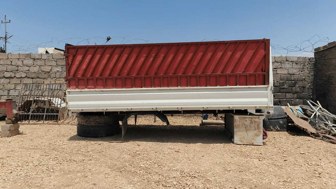 سلام عليكم ورحمة الله بودي للبيع مال سيارة هوندي كنتر بودي بمعنه كلمه وضع شركة طول 4/40 والعرض 2مترين  كعيه نضيف كلش والله بودي اخو جديد استفسار مكان موصل تلعفر  ((‏‪***********‬‏))(( ‏‪***********‬‏))
