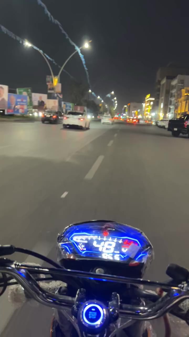 دراجه إيراني للبيع موديل  تشغيل عن بعد وبصمه 2025   نضيف حيل ماشي هواي صار شهرين مطلعها من المعرض أوراق منفيس و عقد بس ما مسجله يعني بدون كمرك دراجه 5كير طياره ويل الحديث الجديد مكان كركوك رقم ***********
