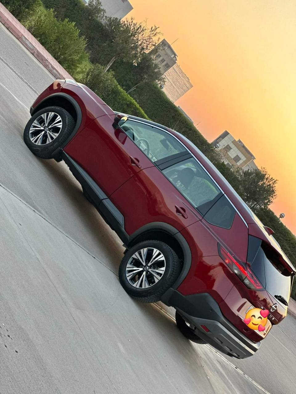 نيسان روج 2021 SV AWD
محرك 4سلندر 
حجم المحرك 2500cc
المواصفات :-
فتحة سقف (بانوراما)
5 كامرات
حساسات خلفية 
رادارت 360
5 مودات قيادة(عادي-سبورت-ثلجي-جبلي-اوتو)
اوتو هولد
هاند بريك بصمة 
تنبيه خروج مسار 
قيادة ذاتية 
توقف ذاتي 
بصمة
كشن كهرباء 
كشنات تدفئة
4 ابواب بصمة مع دخول ذكي
تشغيل عن بعد
شاشة تحديد الاعطال
شاشة كاربلي
تحكمات ستيرن كاملة
دشبول ٣ اللوان اسود ورصاصي وجوزي
ويل كروم 
اشارات بالمري
بروجكتر
نقطة عمياء 
مخرج تايبسي
لايتات LED
فور ويل درايف
الحادث (جاملغ سكن صبغ+بنيد )
ايرباك ستيرن طاك وراجع سستم

 السعر : 18200$
قابل للتفاوض 

للاستفسار أكثر : واتس اب
***********
