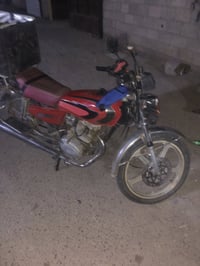 دراجه لبيع سعر ٢٥٠ وبي مجال تصل 07769874704