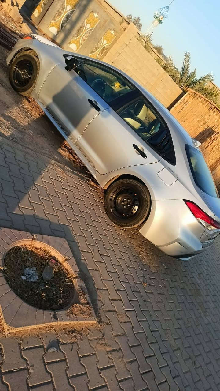 السلام عليكم كورلا 2020 سلفر بونيد وباب صبغ بدون دواخل السعر 145 وبيه مجال بسيط شراي خابر هذا *********** رقمي المكان كركوك الحويجه كركوك, العراق
