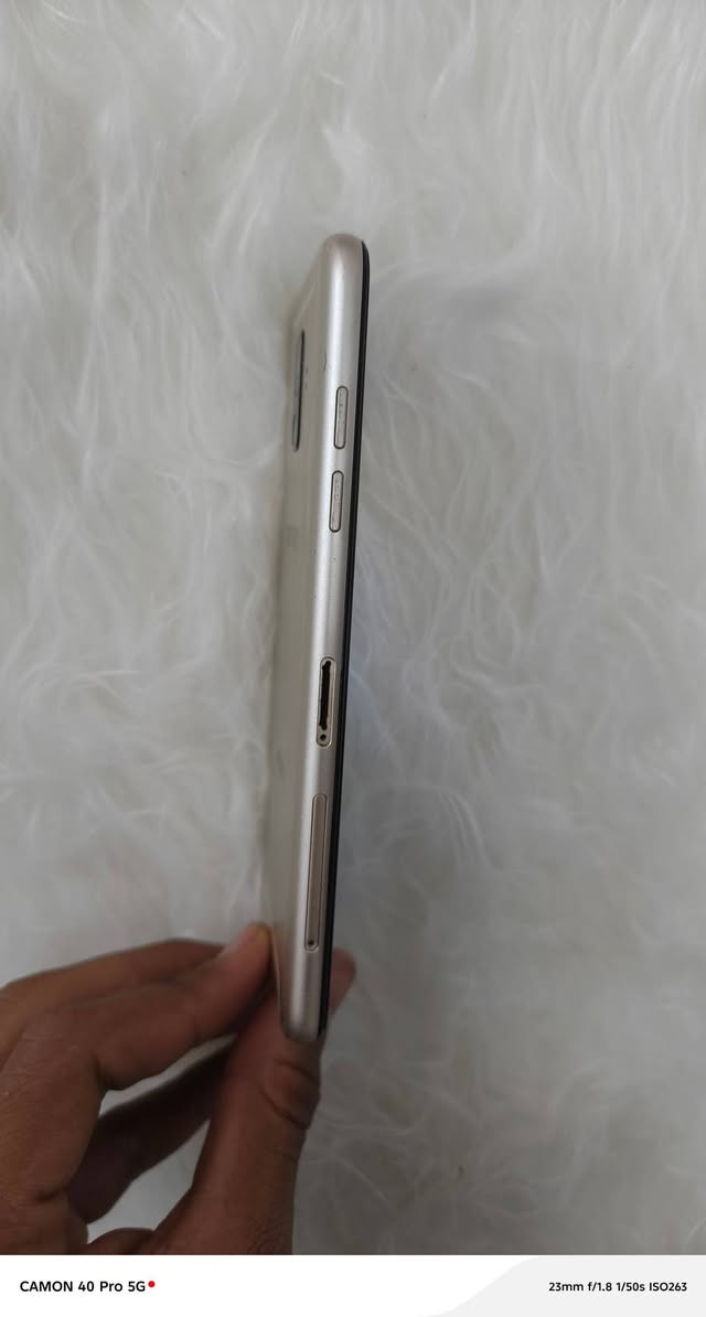 جهاز سامسونك A6أصلي شرط
ذكره 64_وبيت واحد من خط واكع ثاني خط مابي شي 
ايسي شويه تعبان يشحن مابي شي سعره 50بي مجال مكاني رميثة


**إذا كنت صاحب هذا الإعلان وتريد حذفه لأي سبب، رجاءا أرسل رسالة إلى الدعم الفني**