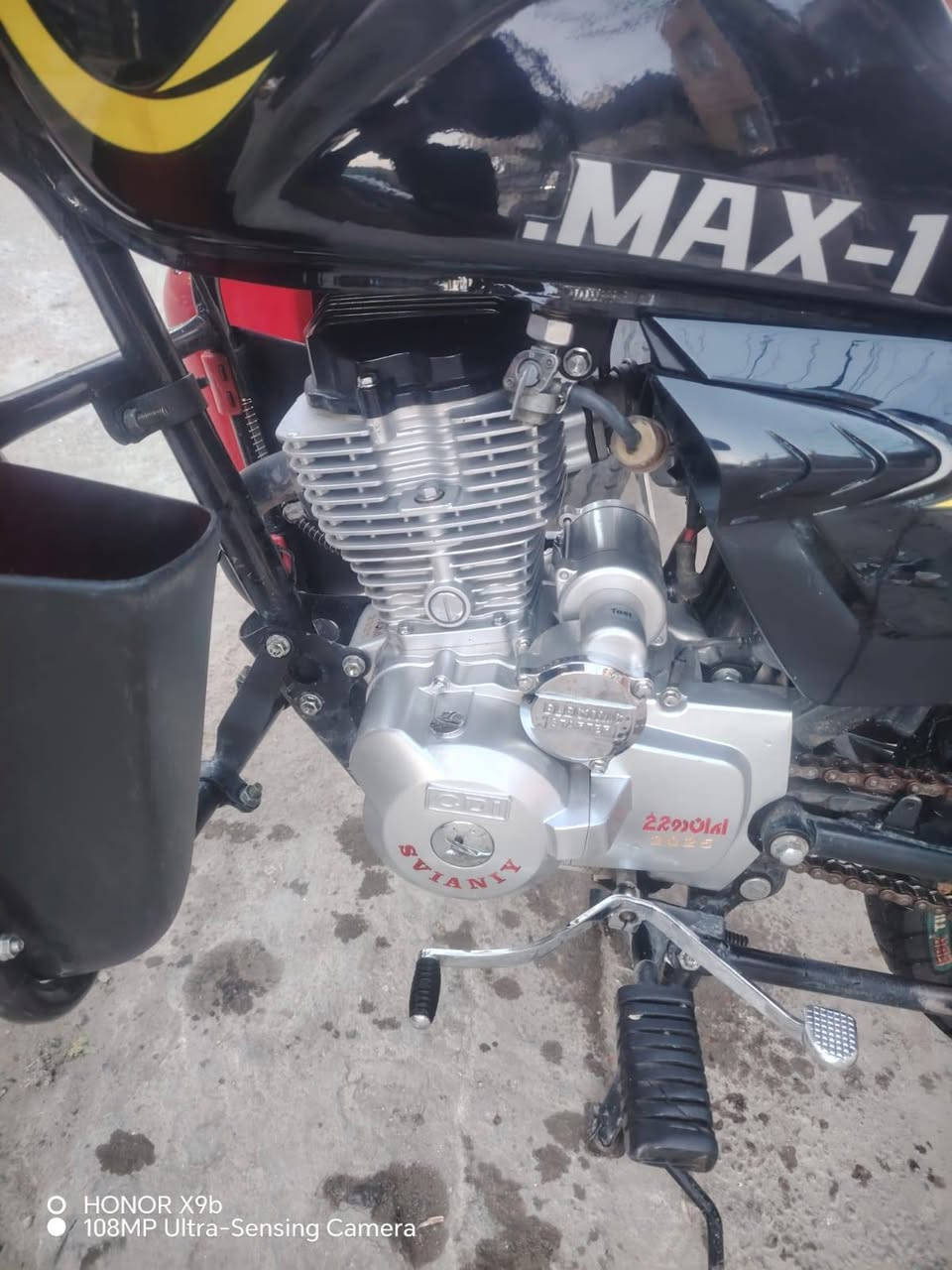 السلام عليكم دراجه سونك ماكس للبيع موديل 2025 الدراجه جديده العنوان البياع حي التراث و السعر 750 رقم الهاتف ***********
