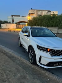 سورنتو 2021 للبيع  معروفه مواصفات السورنتو ماشيه 70الف بنوراما كير ماو...