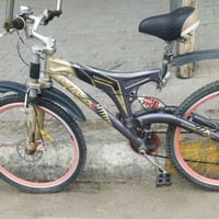 بايسكل رياضي • همر • ياباني