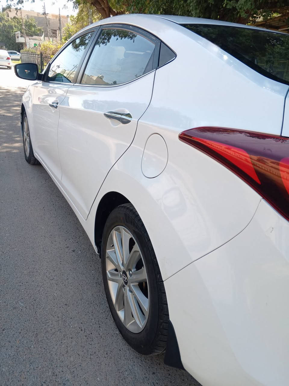 سلام عليكم
النترا 2015 خليجي
محرك 1800 دوش
فتحه
مري شفط
اشاير مري
تبريد قطعتين
كامري+ حساسات+شاشه
لد نهاري
رقم جديد انكليزي بغداد
هزه وسنويه جديد / بسمي
مكان بغداد حي الجهاد
*********** بي واتساب
