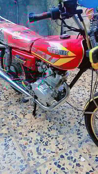 دراجه للبيع موديل 23 مكان بغداد مدينه الصدر السعر 400 رقم الهاتف 07749...