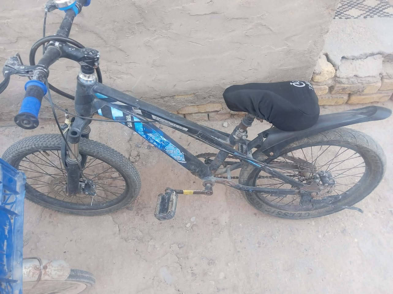 تنور
قفلل ٣٥ ولبايسكل قفل ٢٥ نوع لبايسكل جبلي


**إذا كنت صاحب هذا الإعلان وتريد حذفه لأي سبب، رجاءا أرسل رسالة إلى الدعم الفني**