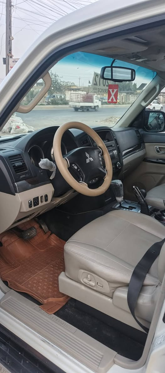 سلام عليكم
باجيرو 2012 حبتور باسمي مكفوله كفاله عامه سياره جديده كلش مال بيت رقم بغداد إنكليزي تحويل مباشر
كير ومكينه كفاله تخم تاير تدفه تبريد
سياره كلش كلش حلوه امانه الله
مكان سياره بغداد 
***********
