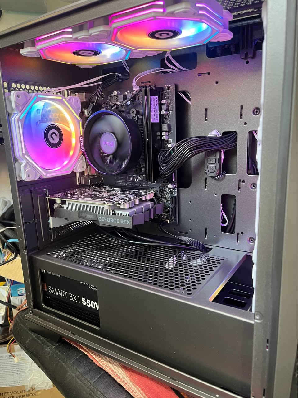 للبيع

R7 5700g
Mb b450
Rtx 3050 6gb zotac
Ram 16 gb ddr4
256 gb ssd
500gb hdd
Pus 550 

675 الف

توصيل متوفر
مكانها موصل

Case 6 fan aRGB موصل, نينوى


**إذا كنت صاحب هذا الإعلان وتريد حذفه لأي سبب، رجاءا أرسل رسالة إلى الدعم الفني**