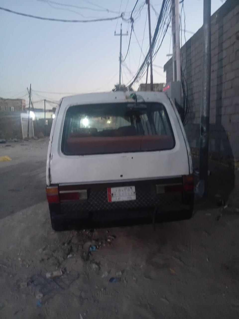 السلام عليكم سيارة بستة مديل ١٩٩٣ سيارة مكينة عل سحك اكسن جديد بس كيرها الثالث والبك يفلت كهربايات كلهة شغالة رقم بغداد سنوية لل ٢٩ بعدهي ما صاقطة سيارة ابلادية بيها اخياسات بل حجل فقط قطرت صبغ مباية السعر ٢٨ او بيها مجال للطيبين مكاني نجف الرقم *********** اتصل او بيك خير وادلال
